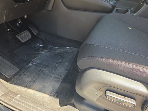 New 2026 Honda CR-V EX image 4