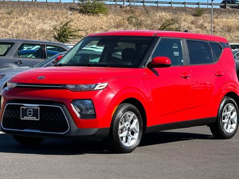 Used 2021 Kia Soul S image 7