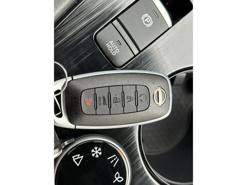 New 2026 Nissan Rogue SV AWD/4WD image 36