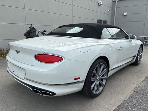 Used 2020 Bentley Continental GT image 3