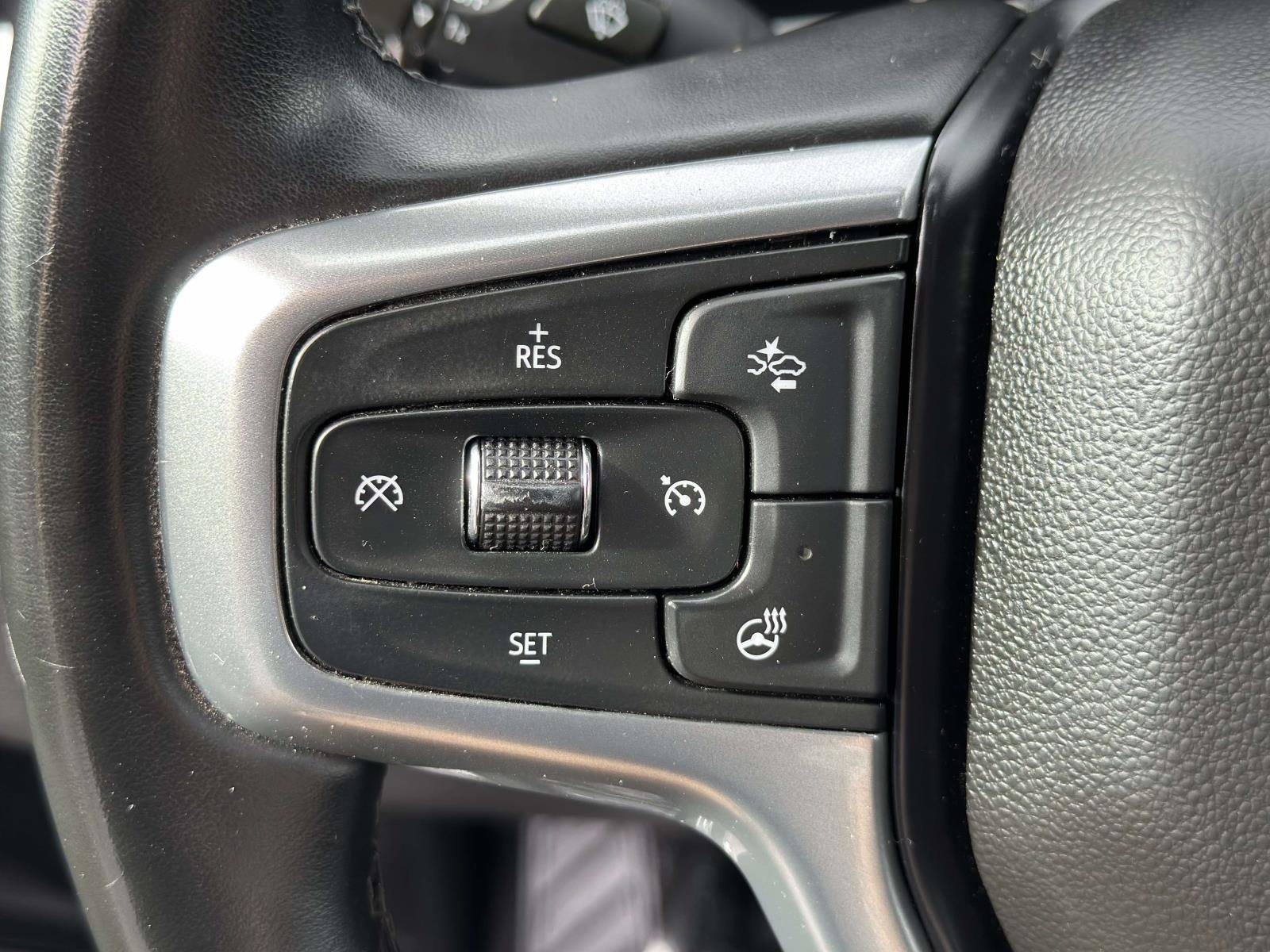 Used 2025 Chevrolet Silverado 2500 LT w/ Convenience Package AWD/4WD image 17