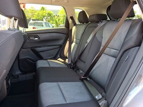 Used 2025 Nissan Rogue SV AWD/4WD image 10