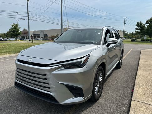 Used 2024 Lexus TX 350 FWD w/ Accessory Package (Z1) image 8