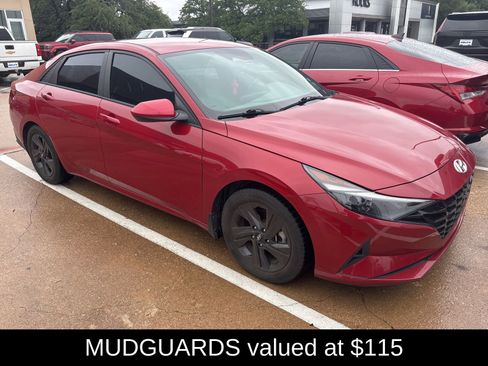 Used 2022 Hyundai Elantra SEL image 4