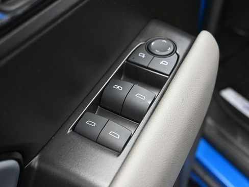 Used 2024 Chevrolet Colorado ZR2 w/ Technology Package image 15