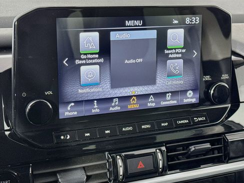 Used 2025 Nissan Pathfinder SL AWD/4WD image 15