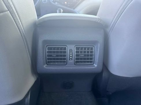 Used 2023 Toyota Camry XLE FWD image 12
