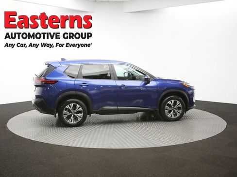 Used 2022 Nissan Rogue SV image 42