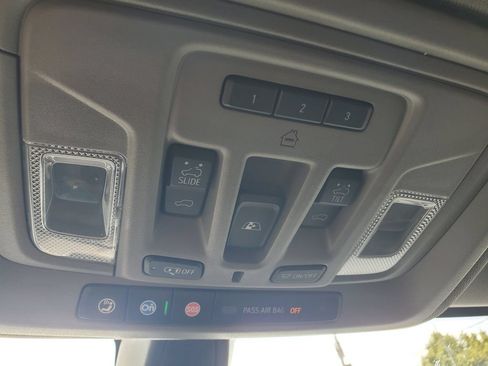 Used 2021 Chevrolet Silverado 1500 LT Trail Boss w/ Convenience Package II AWD/4WD image 27