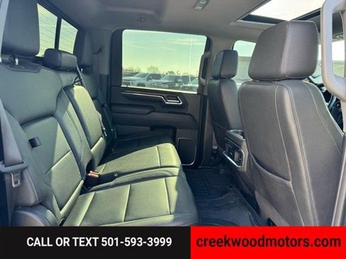 Used 2024 GMC Sierra 2500 SLT w/ SLT Premium Package image 10