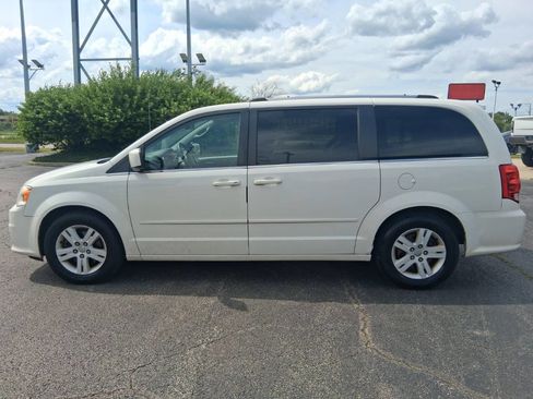 Used 2012 Dodge Grand Caravan Crew w/ Crew Value Pkg FWD image 4