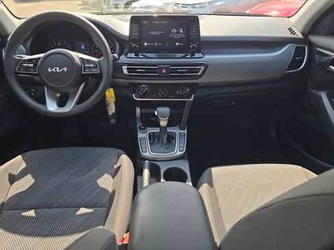 Certified 2023 Kia Seltos LX AWD/4WD image 12