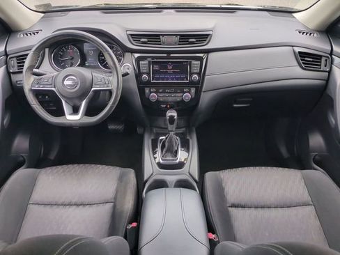Used 2018 Nissan Rogue SV FWD image 15