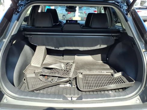 Used 2025 Toyota Corolla Cross XLE w/ Convenience Package AWD/4WD image 19