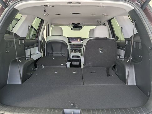 Used 2023 Hyundai Palisade SEL FWD image 28