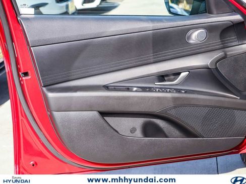 Certified 2023 Hyundai Elantra SEL FWD image 20