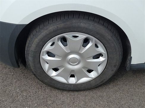 Used 2015 Ford Transit Connect XL image 9