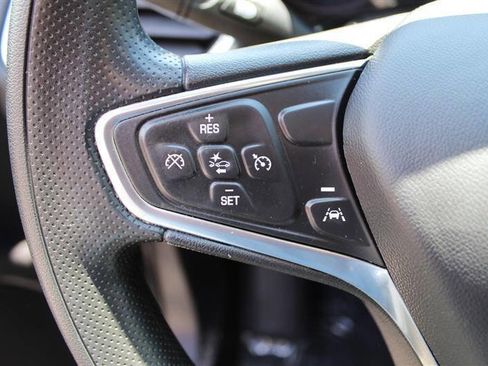 Used 2023 Chevrolet Equinox LT AWD/4WD image 16