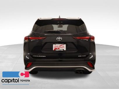 Used 2025 Toyota Highlander XSE