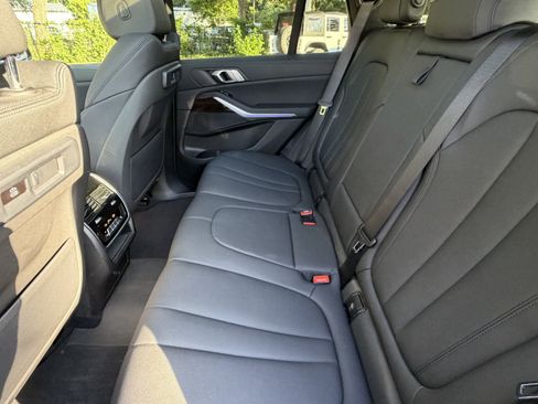 Used 2020 BMW X5 xDrive40i w/ Convenience Package AWD/4WD image 32