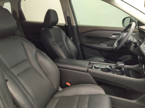 Used 2021 Nissan Rogue SL AWD/4WD image 21