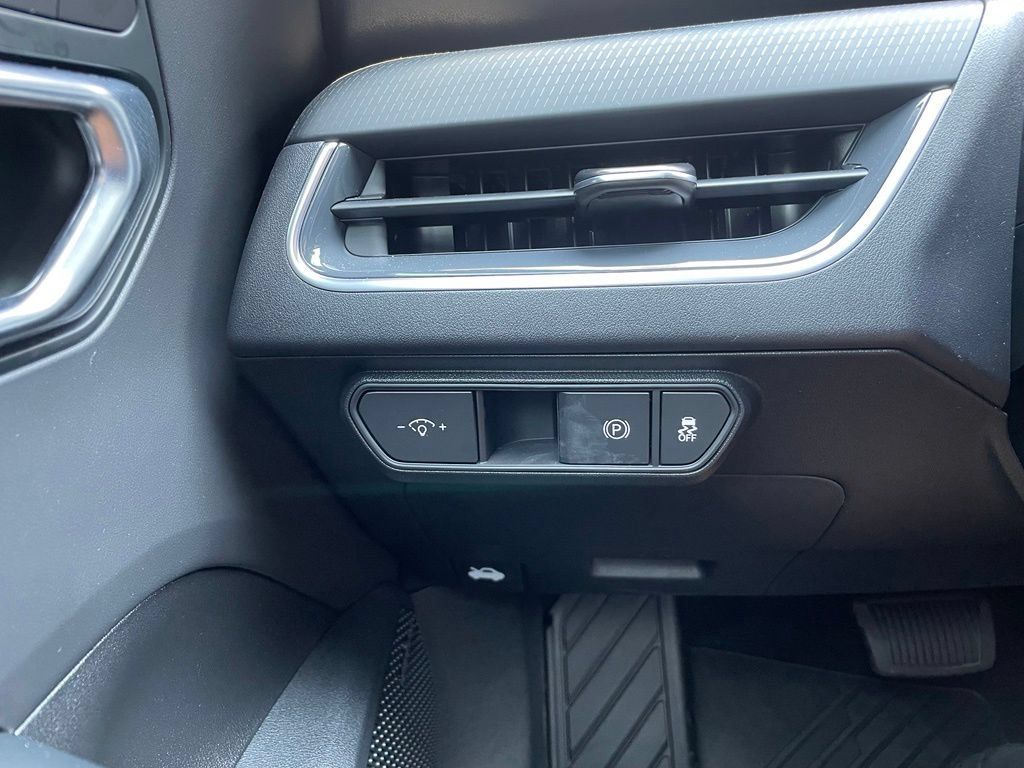 Certified 2026 Kia K4 EX w/ GT-Line Premium Package FWD image 12
