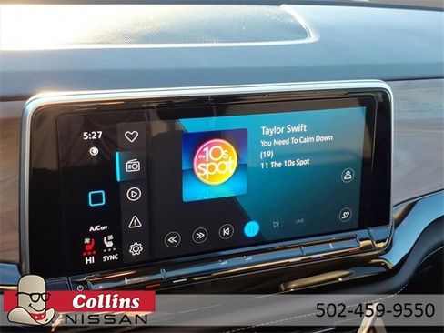 Used 2025 Volkswagen Atlas SE image 25