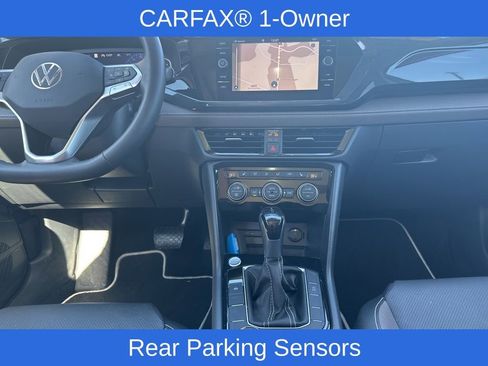 Used 2023 Volkswagen Taos SEL image 18