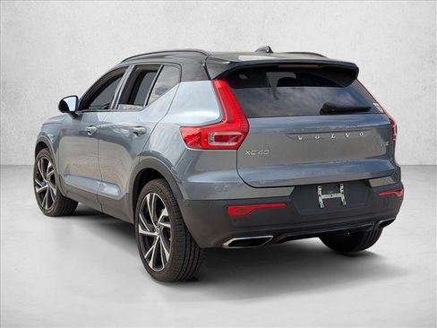Used 2019 Volvo XC40 T5 R-Design image 6