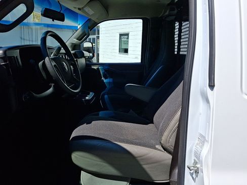Certified 2024 GMC Savana 2500 w/ Driver Convenience Package RWD image 15