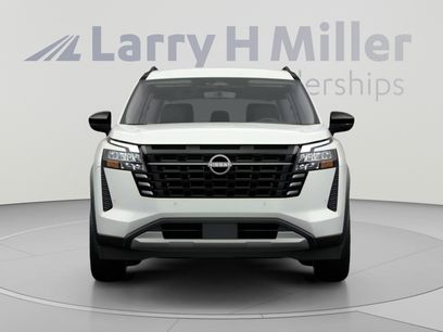 New 2026 Nissan Pathfinder SL
