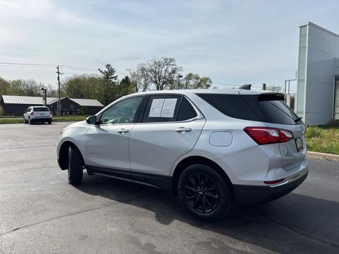Used 2020 Chevrolet Equinox LT w/ Driver Convenience Package FWD image 4