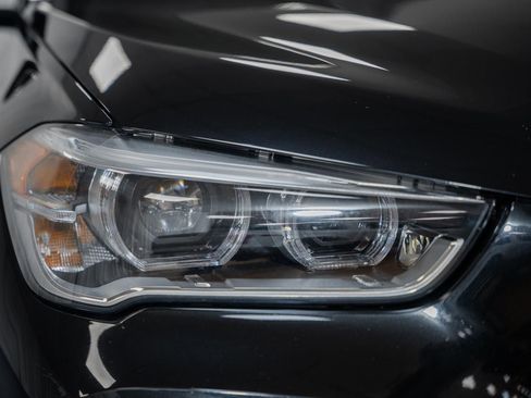 Used 2017 BMW X1 xDrive28i AWD/4WD image 14