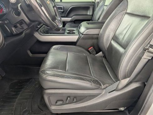 Used 2019 Chevrolet Silverado 2500 LTZ w/ Duramax Plus Package AWD/4WD image 14