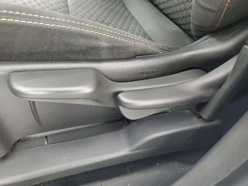 Used 2020 GMC Terrain SLE image 29