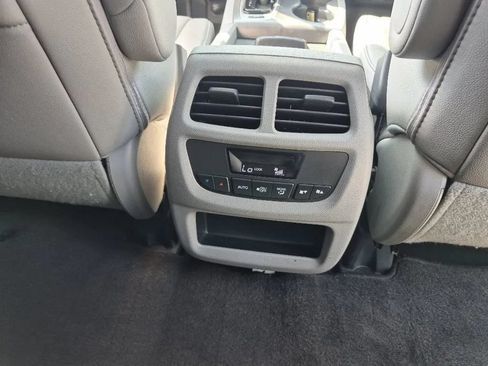 Used 2016 Honda Pilot EX-L image 23