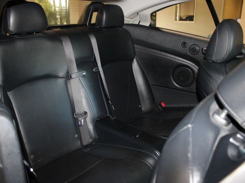 Used 2010 Lexus IS 350C w/ Luxury Pkg RWD image 30