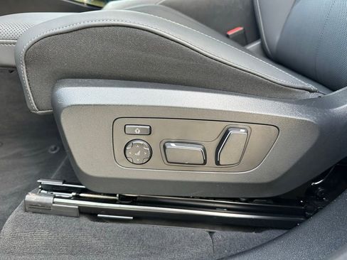 Certified 2026 BMW X3 xDrive30 w/ Convenience Package AWD/4WD image 12