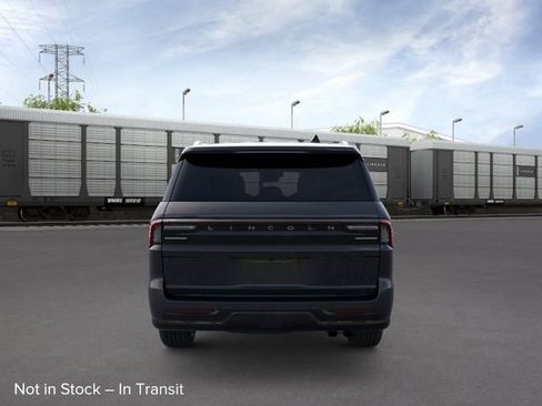 New 2026 Lincoln Navigator L Black Label AWD/4WD image 5