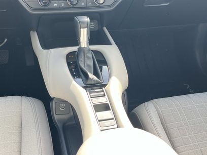 Used 2025 Honda HR-V LX