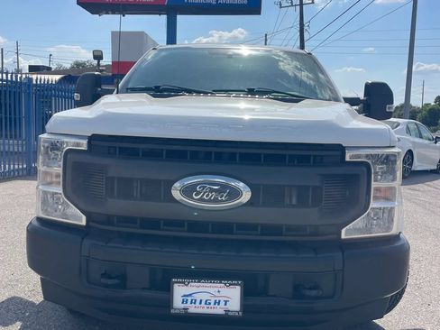 Used 2022 Ford F250 XL w/ Power Equipment Group RWD image 2