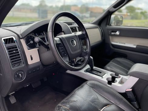 Used 2010 Mercury Mariner Premier AWD/4WD image 22