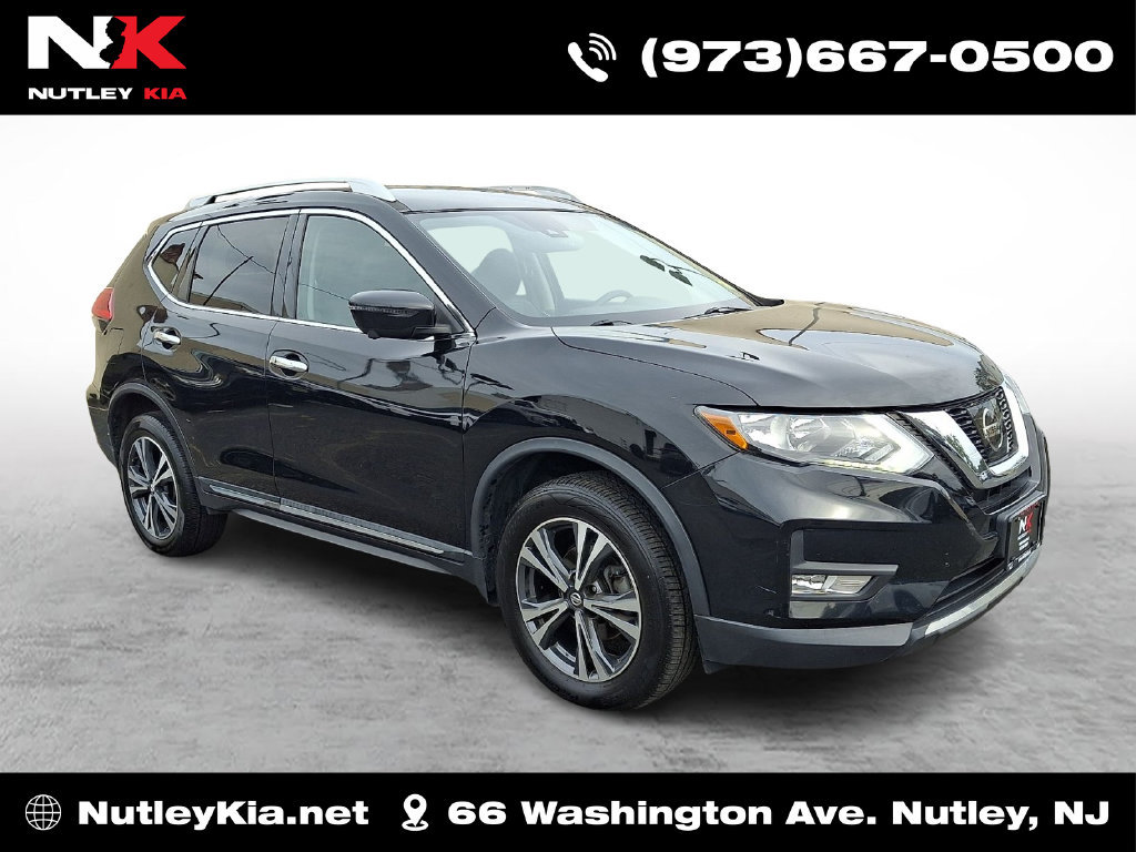 Used 2017 Nissan Rogue SL AWD/4WD image 1