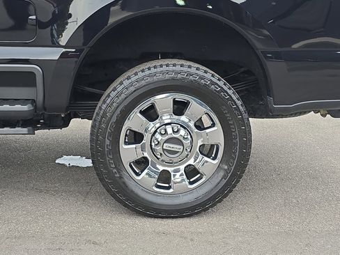 Used 2023 Ford F250 Lariat w/ Tow Technology Package image 32