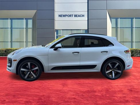 Used 2024 Porsche Macan S AWD/4WD image 2