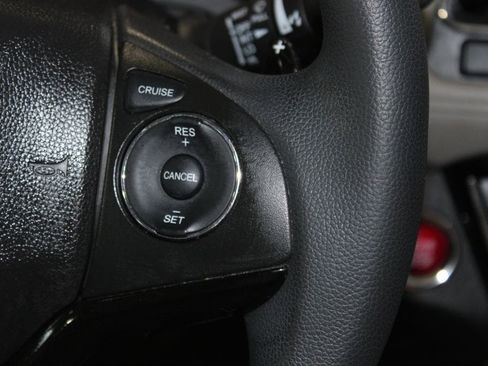 Used 2018 Honda HR-V EX image 20