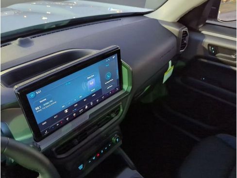 New 2025 Ford Bronco Sport Outer Banks AWD/4WD image 18