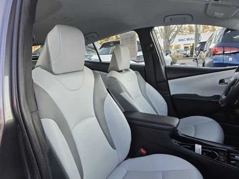 Certified 2020 Toyota Prius Prime XLE image 11