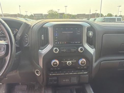 Used 2020 GMC Sierra 1500 SLT w/ SLT Convenience Package AWD/4WD image 18