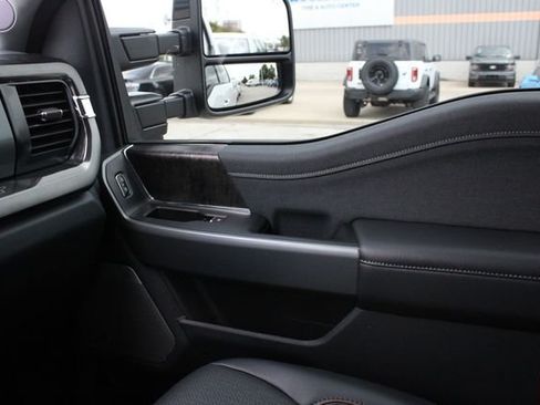 New 2026 Ford F250 Lariat w/ Black Appearance Package AWD/4WD image 21